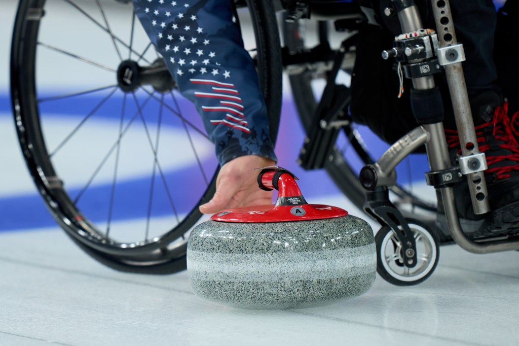 UNITED STATES RALLIES PAST ESTONIA 8-4 IN WHEELCHAIR CURLING MIXED&nbsp;DOUBLES