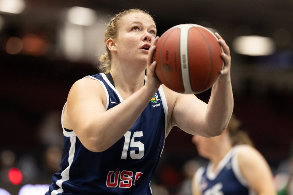 U.S. WOMEN SHOOT 75.4 PERCENT IN 102-29 WIN OVER ALGERIA